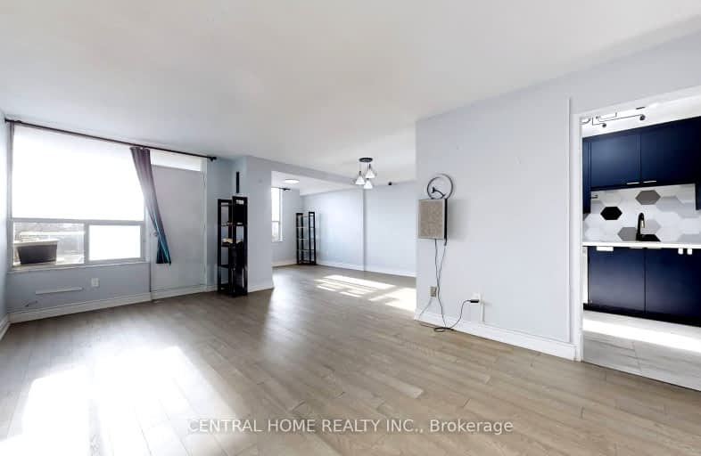 715-5 Shady Golfway, Toronto | Image 1