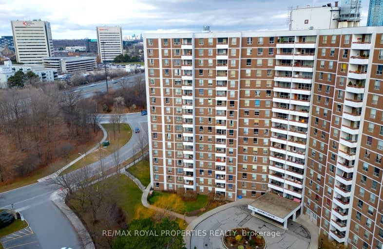 309-10 Edgecliff Golfway, Toronto | Image 1