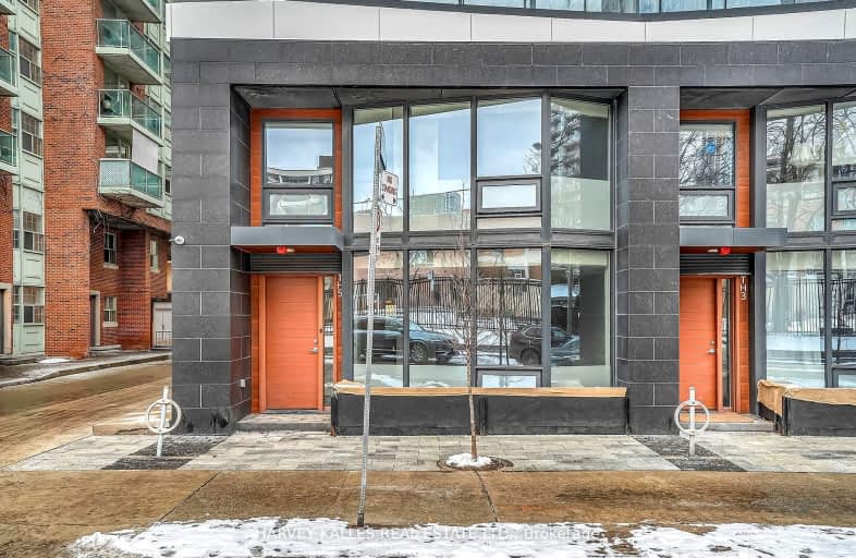 TH5-85 Wood Street, Toronto | Image 1