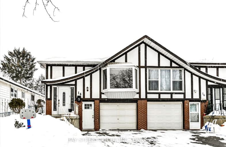 Upper-14 Tuscarora Drive, Toronto | Image 1