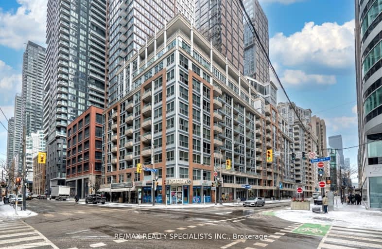 428-250 Wellington Street West, Toronto | Image 1