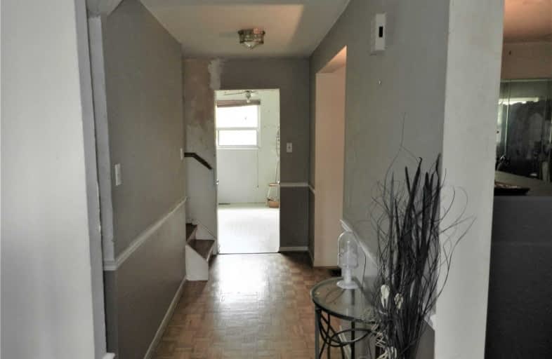 11-61 Red Robinway, Toronto | Image 1