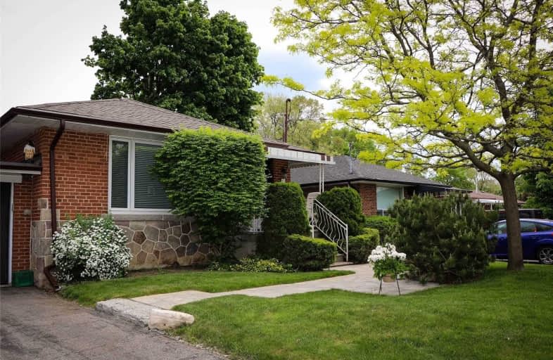 11 Almington Street North, Toronto | Image 1