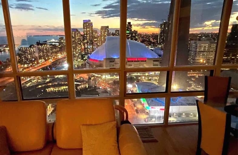 Ph02-30 Grand Trunk Crescent, Toronto | Image 1