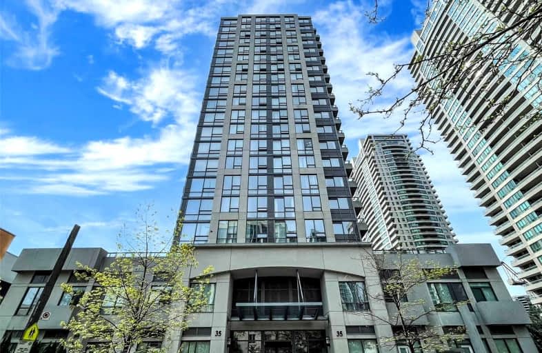 2009-35 Hollywood Avenue, Toronto | Image 1