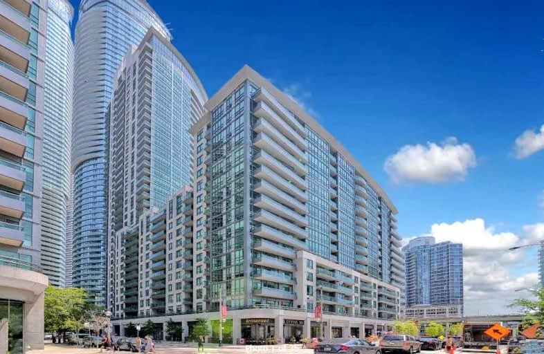 328-25 Lower Simcoe Street, Toronto | Image 1