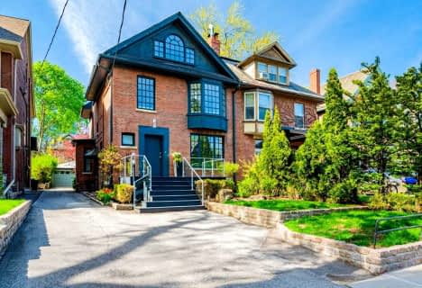 House for sale at 136 Farnham Avenue, Toronto - MLS: C5760872