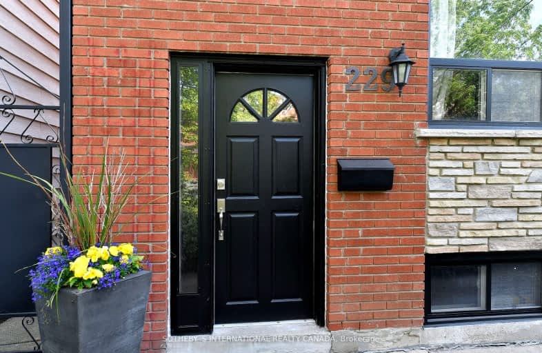 229 Lippincott Street, Toronto | Image 1