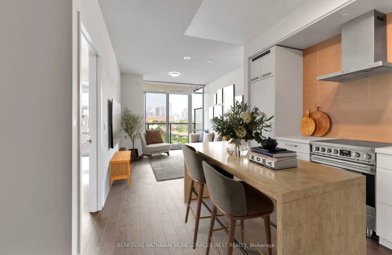N719-120 Bayview Avenue, Toronto | Image 1