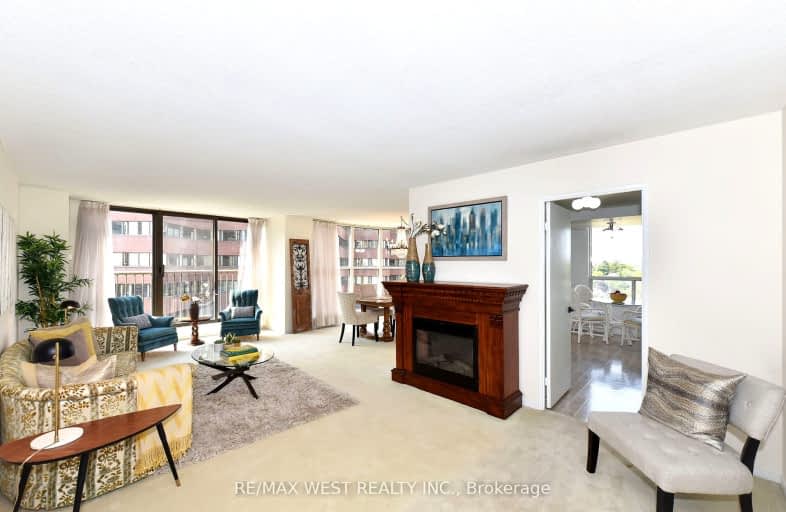 908-100 Upper Madison Avenue, Toronto | Image 1