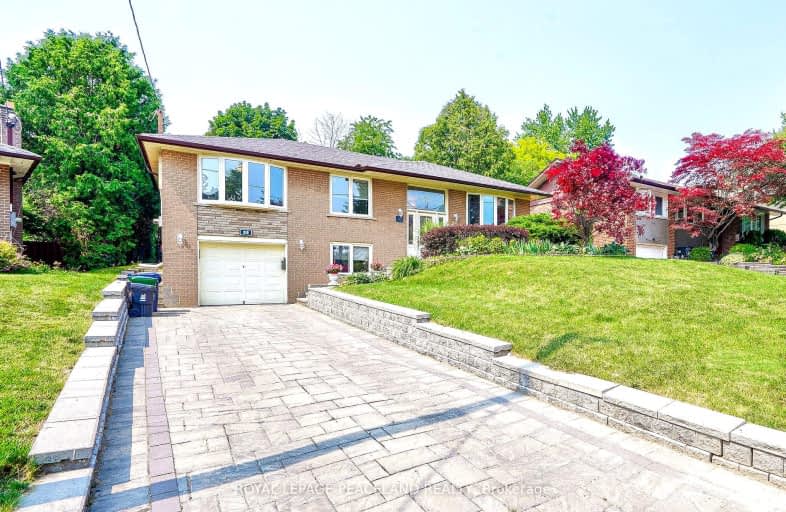 16 Fairhill Crescent, Toronto | Image 1