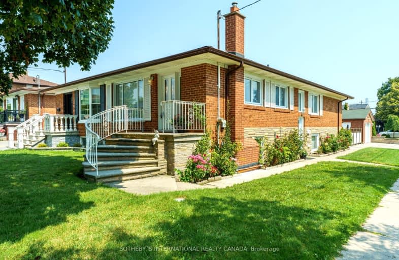 25 Wyndcliff Crescent, Toronto | Image 1