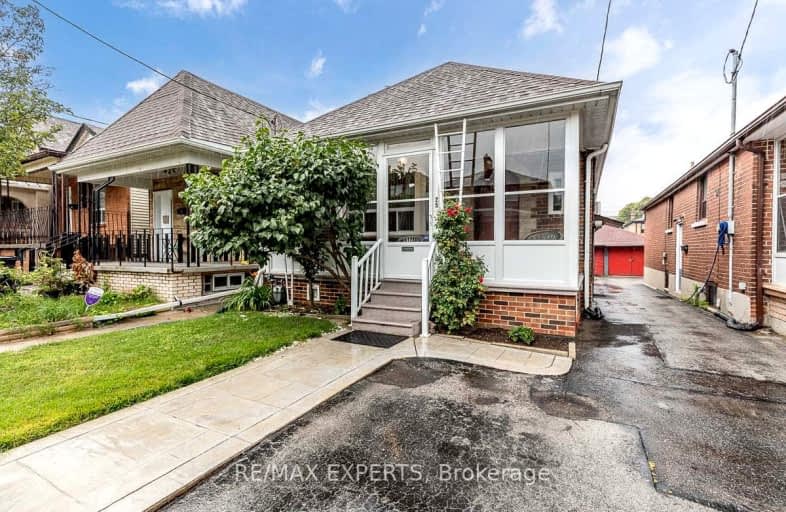 25 Amherst Avenue, Toronto | Image 1