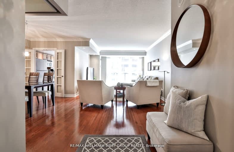 1112-270 Wellington Street West, Toronto | Image 1