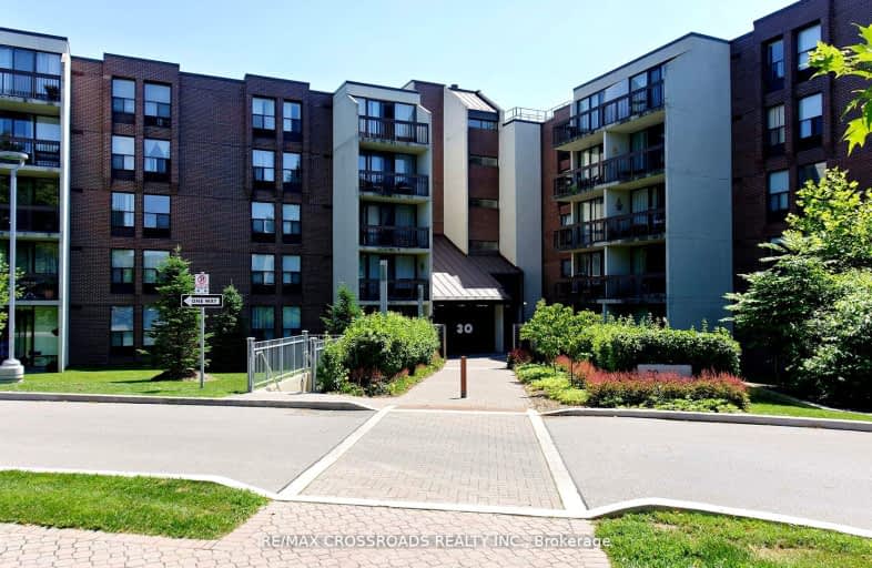 110E-30 Fashion Roseway N/A, Toronto | Image 1
