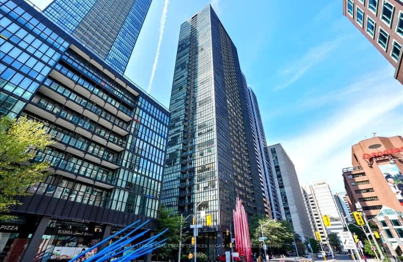 1906-110 Charles Street East, Toronto | Image 1