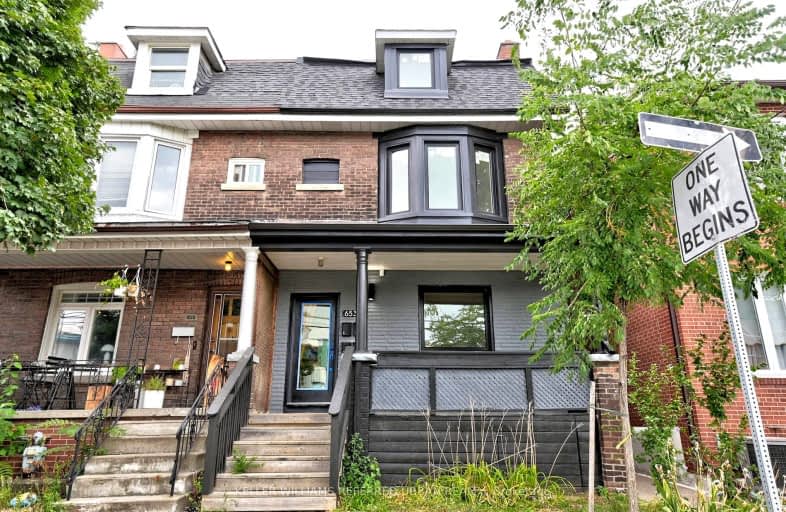03-653 Manning Avenue, Toronto | Image 1