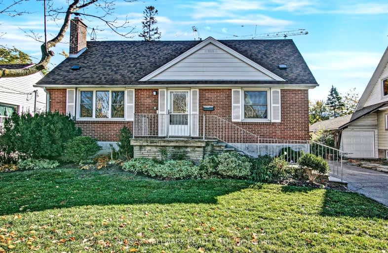 207 Maplehurst Avenue, Toronto | Image 1