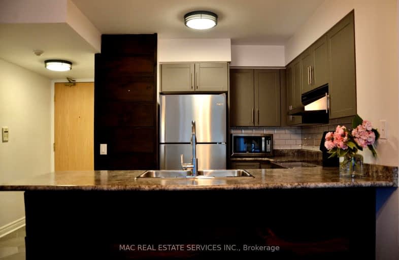 303-18 Parkview Avenue, Toronto | Image 1