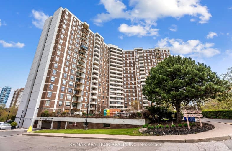 316-20 Edgecliff Golfway, Toronto | Image 1