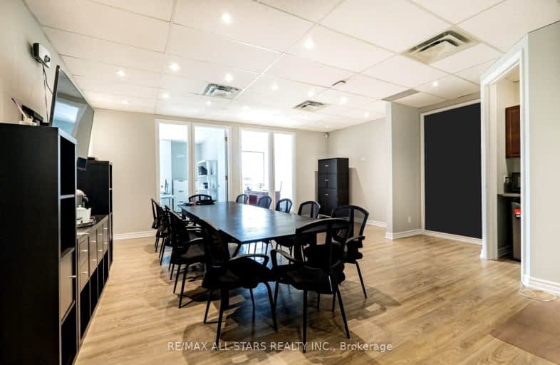 404-255 Duncan Mill Road, Toronto | Image 1