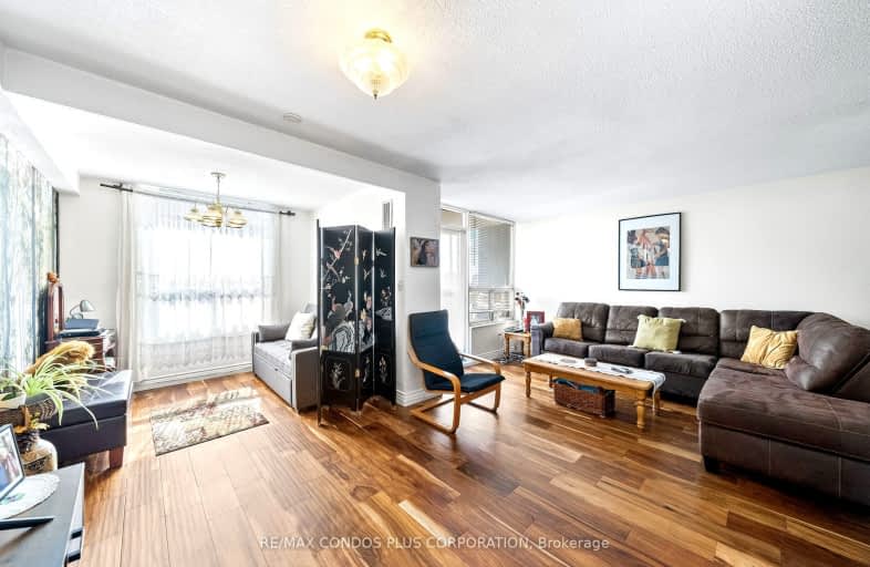 1605-10 Edgecliff Golfway, Toronto | Image 1