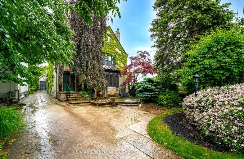 202 Forest Hill Road, Toronto | Image 1