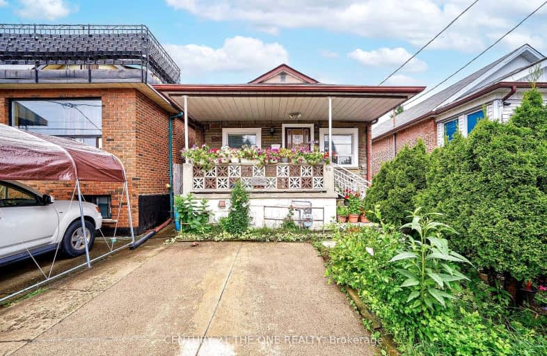 90 Clovelly Avenue, Toronto | Image 1