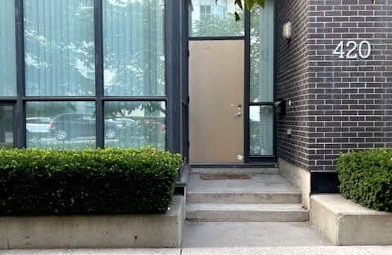 2nd B-420 Lake Shore G02 Boulevard West, Toronto | Image 1