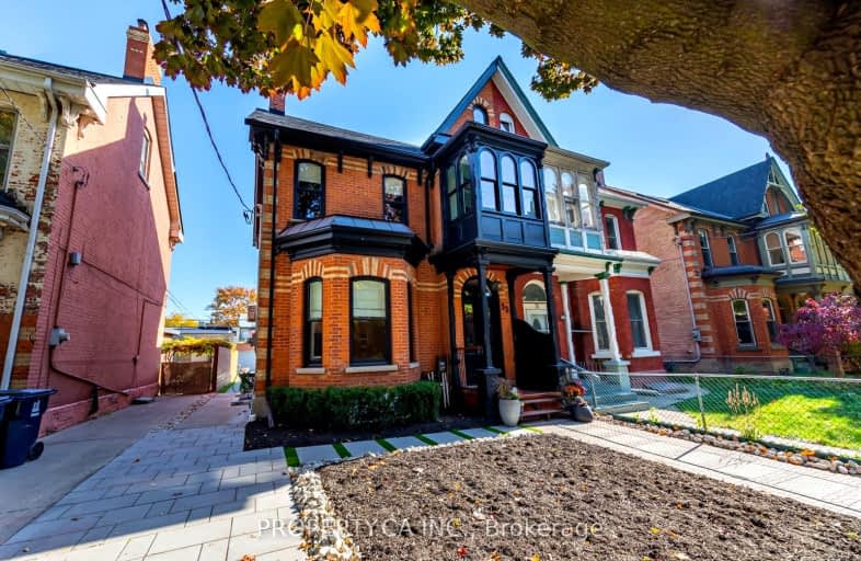 Lower-33 Beaconsfield Avenue, Toronto | Image 1