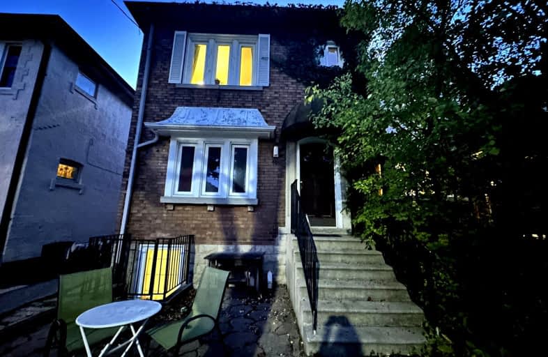 Main-168 Highbourne Road, Toronto | Image 1