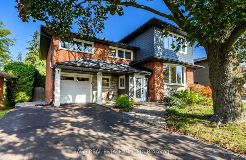 10 Lionel Heights Crescent, Toronto | Image 1