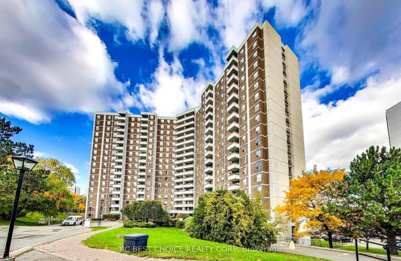 403-10 Edgecliff Golfway, Toronto | Image 1