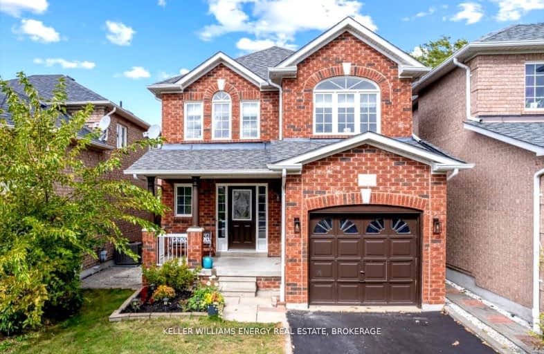 10 Lurosa Crescent, Whitby | Image 1