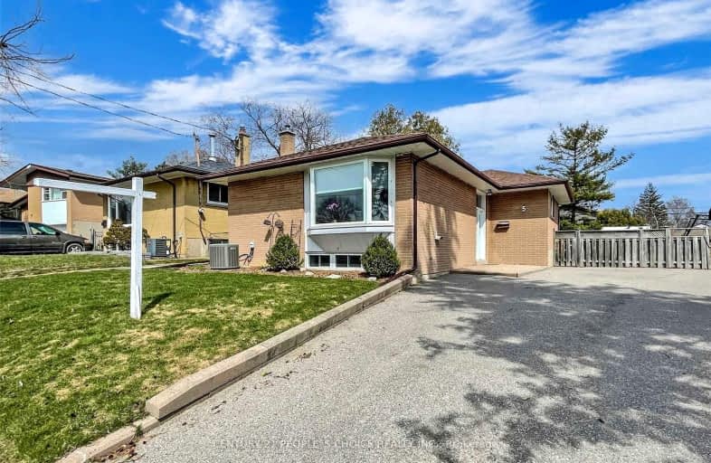 5 Mid Pines Road, Toronto | Image 1