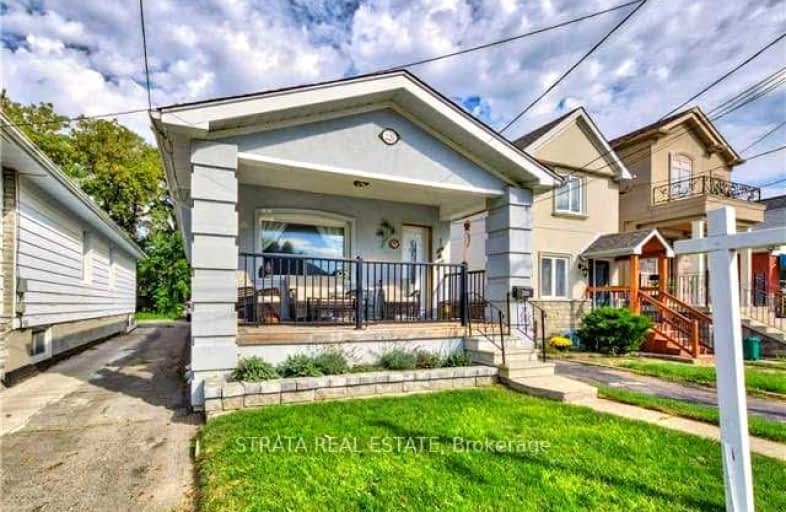 Lower-220 Holborne Avenue, Toronto | Image 1