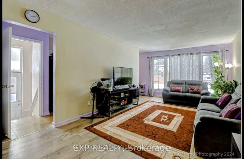 51 Santamonica Boulevard, Toronto | Image 1