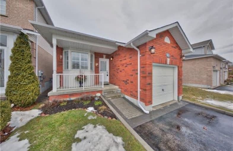 203 Richfield Square, Clarington | Image 1