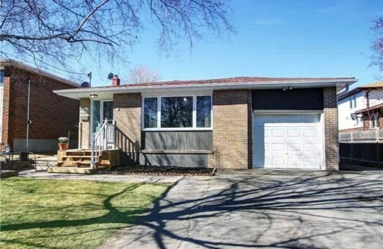 830 West Shore Boulevard, Pickering | Image 1