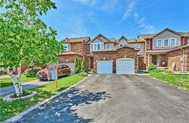 32 Landerville Lane, Clarington | Image 1