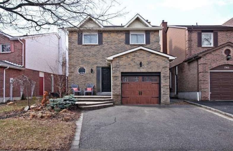 743 Edgewood Road, Pickering | Image 1