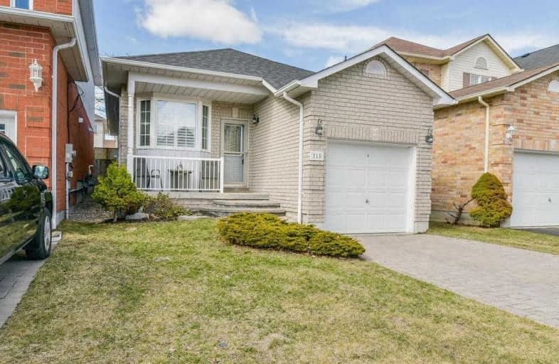 215 Richfield Square, Clarington | Image 1