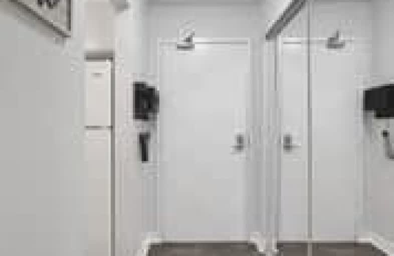 115-191 Lake Driveway West, Ajax | Image 1
