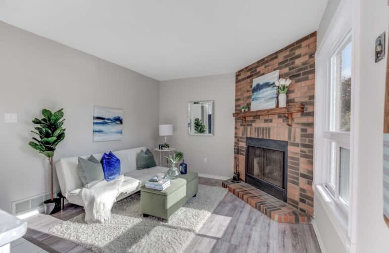 15 Barnard Court, Ajax | Image 1