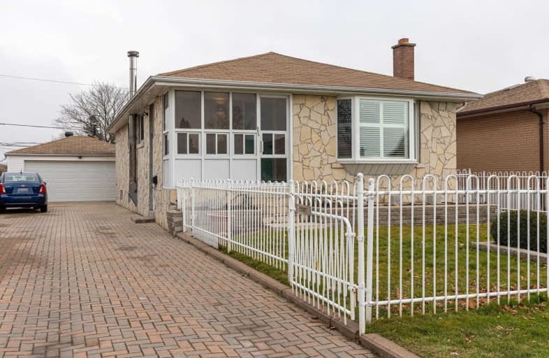 883 Antonio Street, Pickering | Image 1