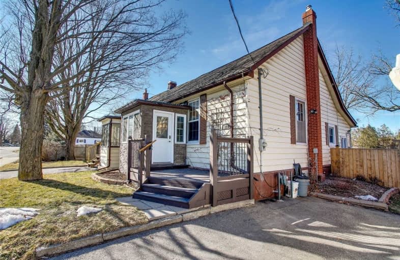 318 Mary Street West, Whitby | Image 1