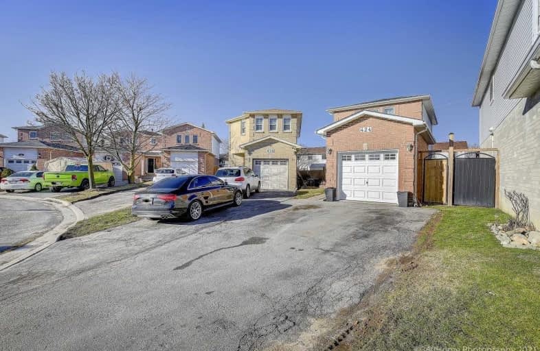 424 Leeds Court, Oshawa | Image 1