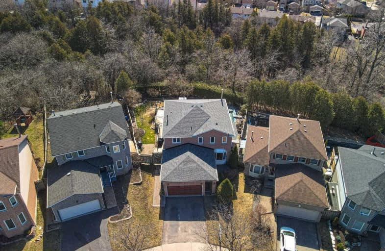 15 Greenview Court, Whitby | Image 1