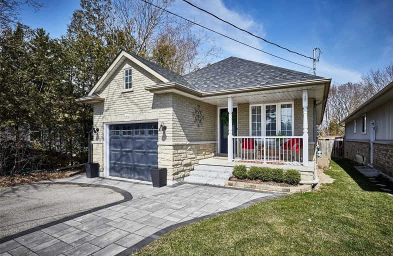 208 Chestnut Street West, Whitby | Image 1