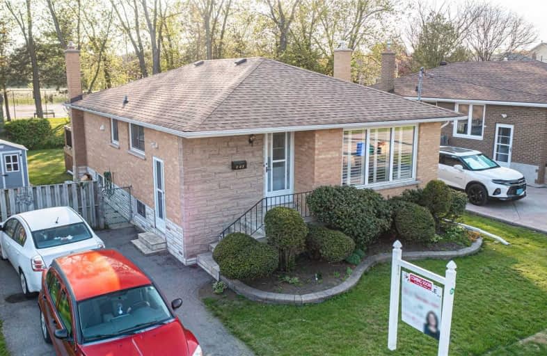 924 Walton Boulevard, Whitby | Image 1